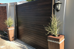 Meranti wooden driveway gate-Gillits15